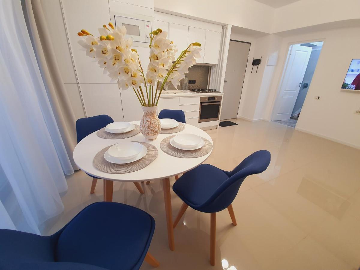 Ely Residence2 Mamaia Bagian luar foto